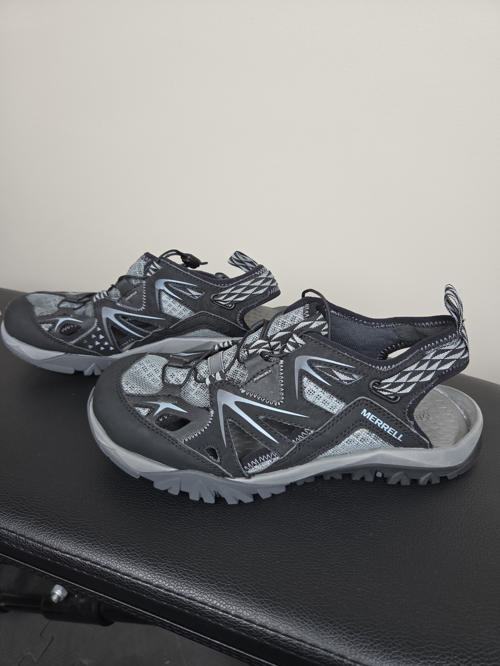 Merrell Capra Rapid Sieve Water Hiking Sandals Womens 7 Black Gray